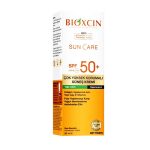 کرم ضد آفتاب بی رنگ پوست چرب SPF50 بیوکسین 50 میل