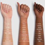 کرم پودر شیگلم مات مدل Complexion Pro